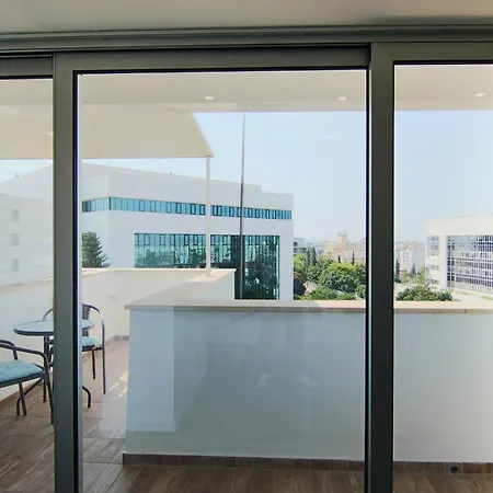 Phaedrus Living: Luxury 504 * Nicosia
